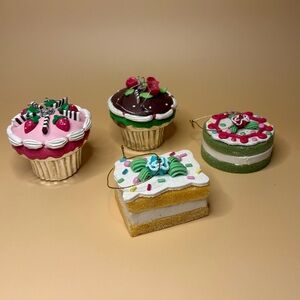 Cupcake and Cake Slices Ornament Set